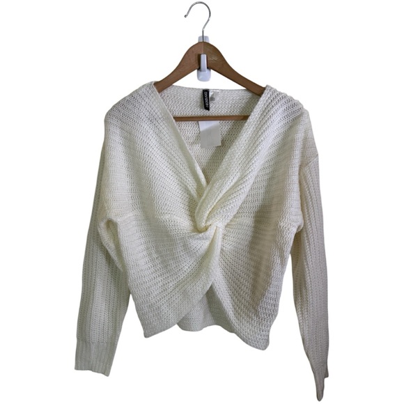 H&M Sweaters - [H&M] Twist Front Knit Sweater